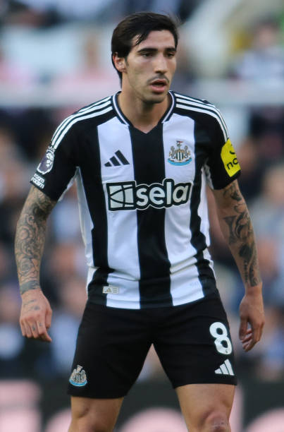 埃里克森：不会去美国大联盟踢球；现在回丹麦联赛踢球太早了.