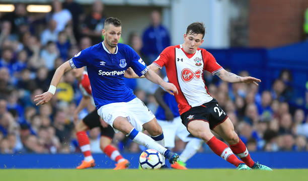 的进攻威胁 的进攻威胁